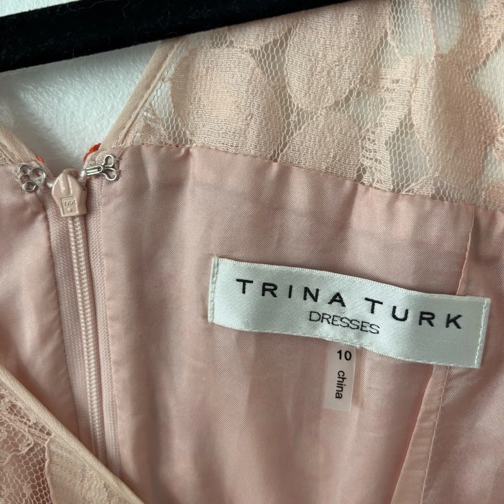 Trina Turk Women’s Lace Cocktail Dress - Picture 4 of 4